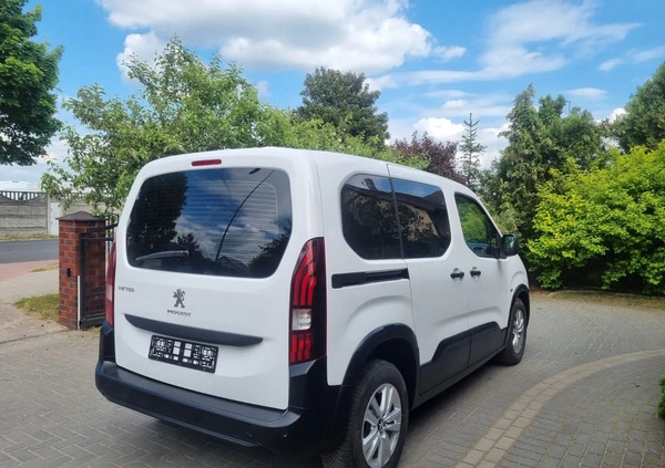 Peugeot Rifter cena 69900 przebieg: 30096, rok produkcji 2020 z Brzozów małe 154